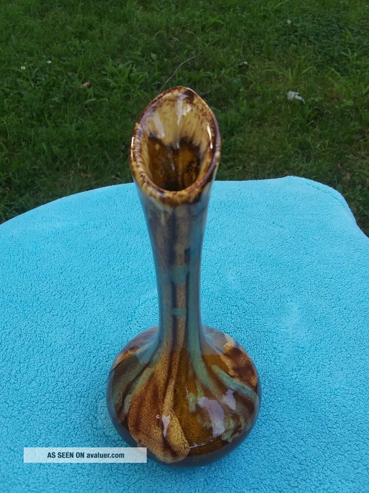 Vintage Studio Art Pottery Signed Bud Vase 8 " Tall | #7295580