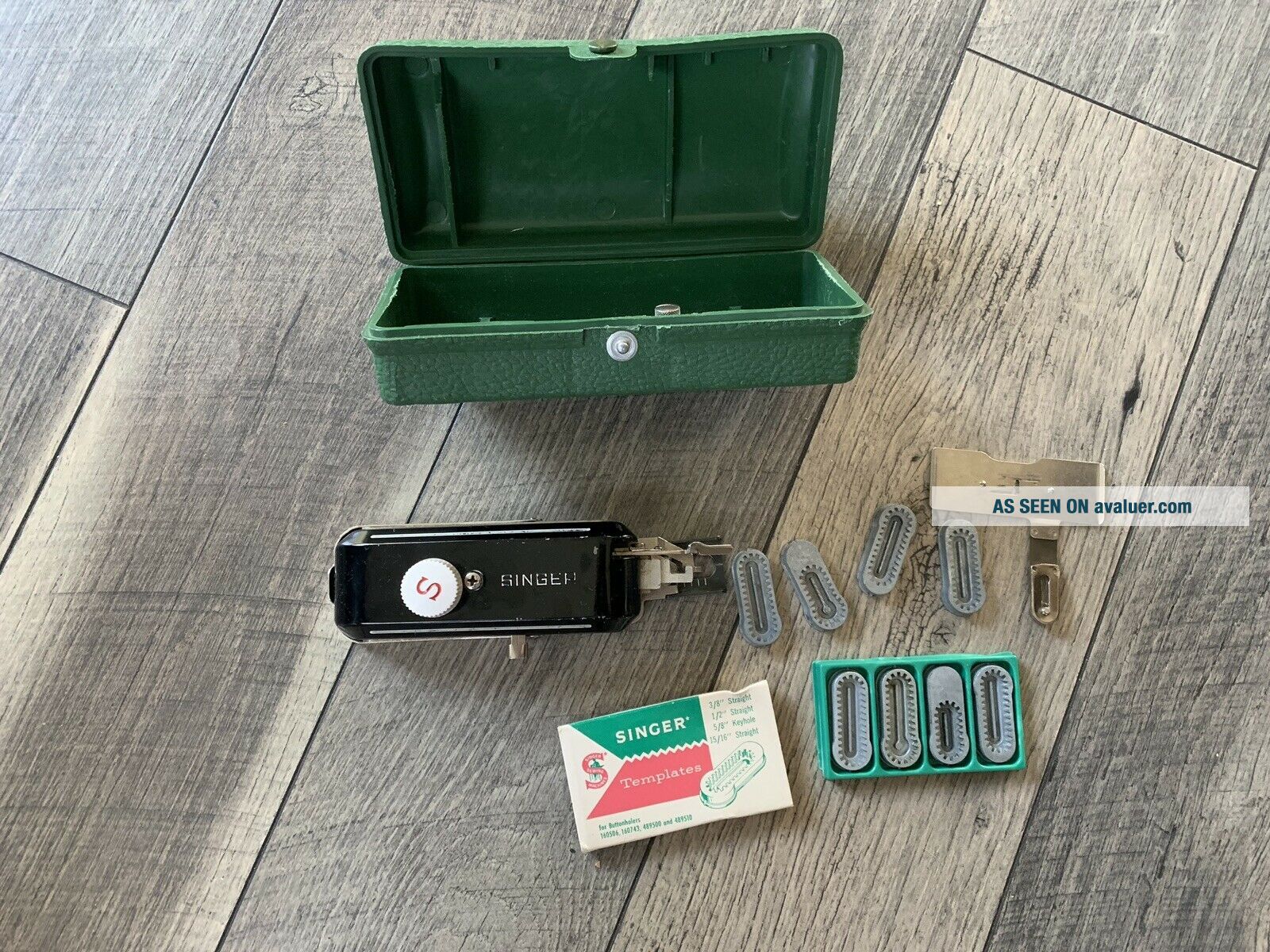 VINTAGE 1948 SINGER BUTTONHOLER ATTACHMENT NO. 160506 W BOX CAMS ...