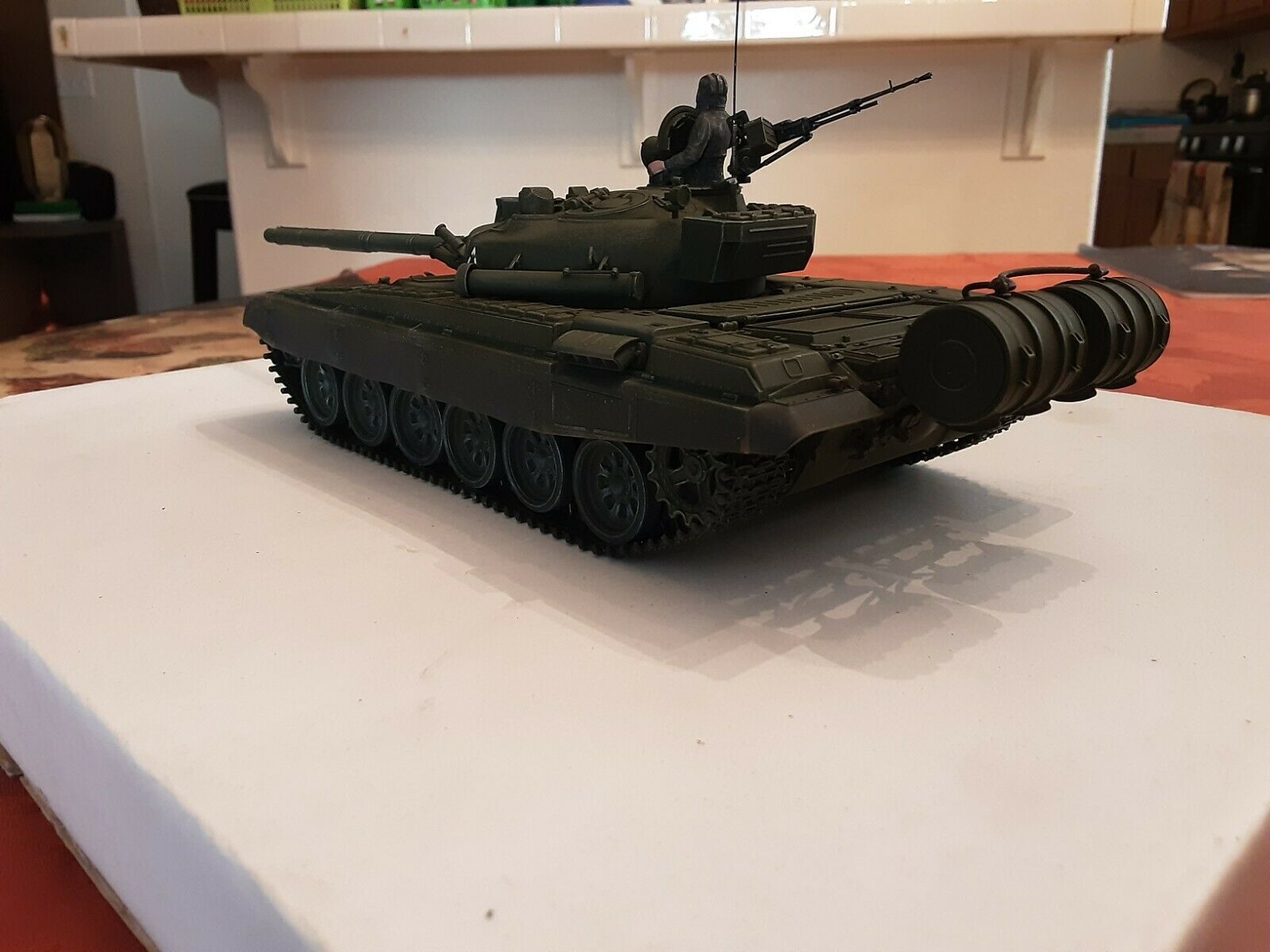 L Scale Color Built Plastic Model In 1/35th Scale Of A Soviet T - 72 | #21140773