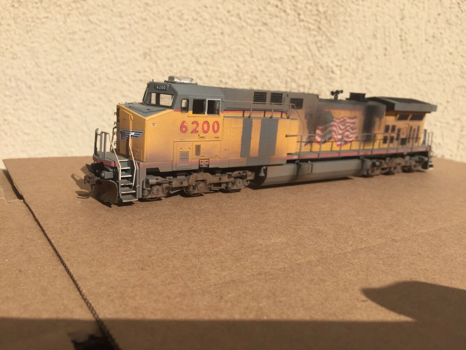 Micro-Trains HO Scale Union Pacific Weathered Hopper Car – #76029, Ready To Run