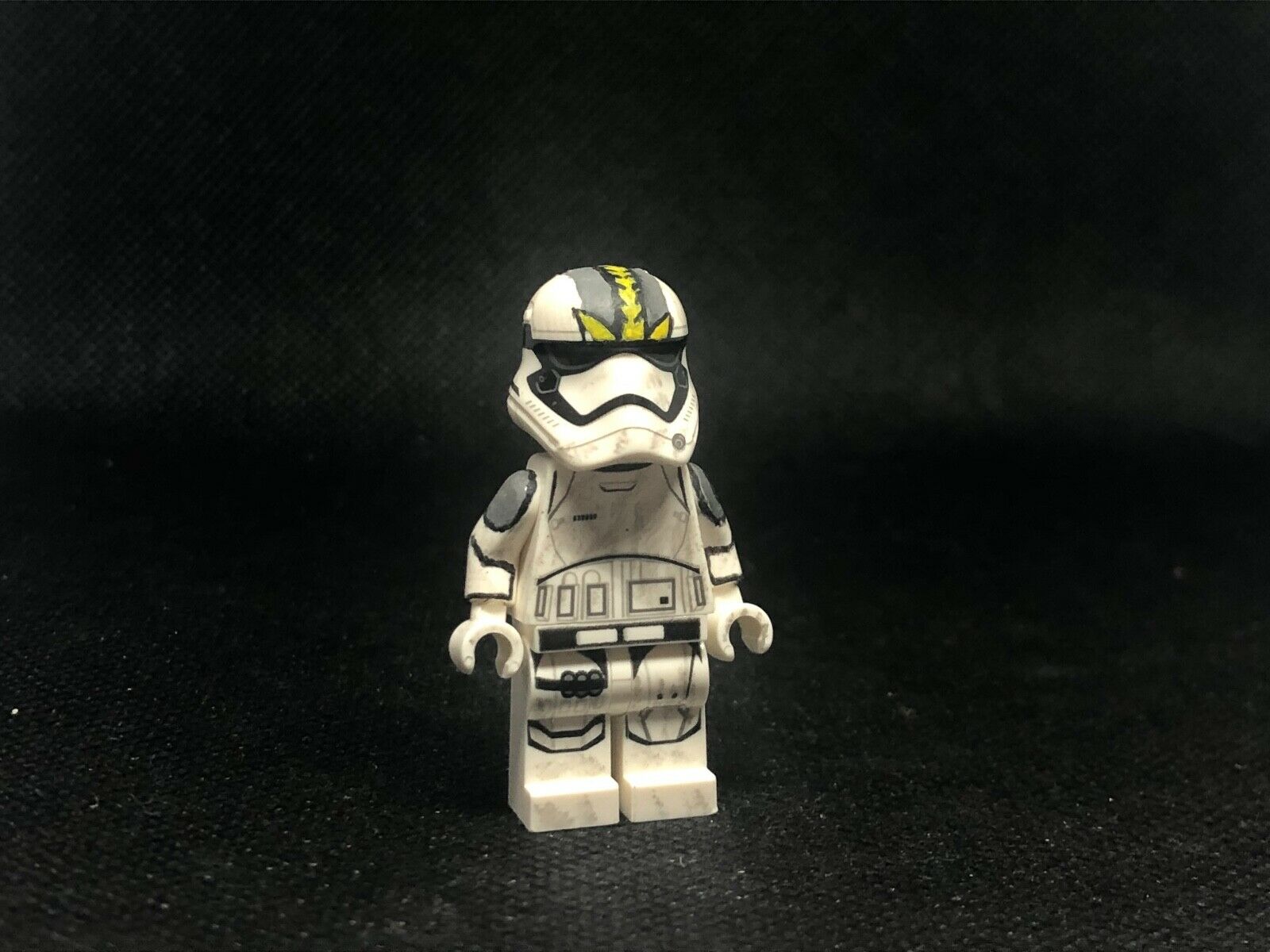 LEGO Star Wars Custom First Order Stormtrooper Commander Blackout ...